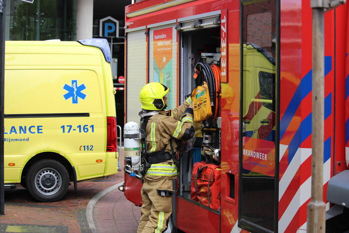 Kinderen nagekeken in ambulance na brand in oven